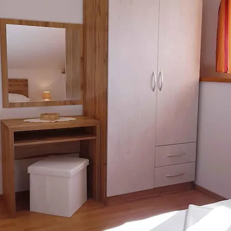 In With Two-bedrooms 1 Apartament *