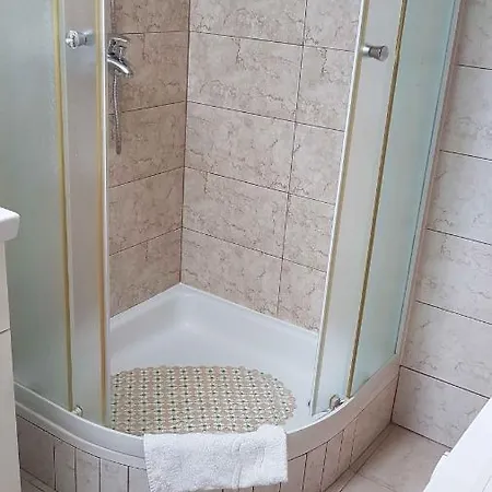Lejlighed In With Two-bedrooms 1 Lopar